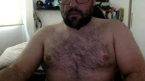 Snapshot of mbotve chatting on June 2026 06:57:01 PM VzlaMan online show from June 2026 06:57:01 PM