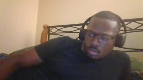 Mark online show from October 2025 04:07:01 AM