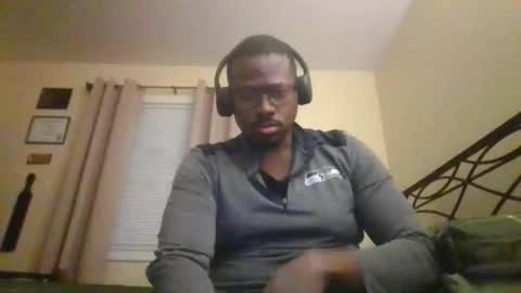 Mark online show from December 2025 10:59:02 PM