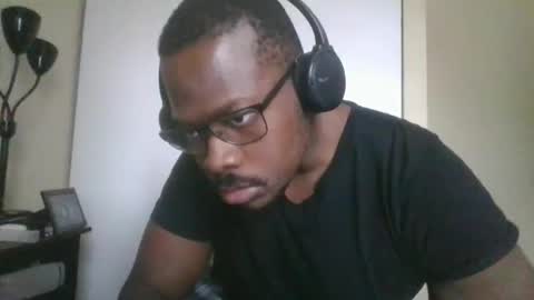 Mark online show from December 2025 05:30:01 PM