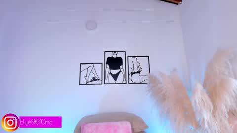 Ellie online show from February 2026 09:03:02 PM