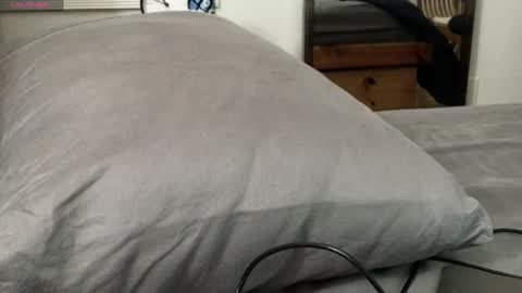 McLoad1 online show from October 2025 05:49:02 AM