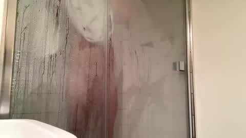 Snapshot of mcr8080 chatting on December 2024 06:05:01 PM mcr8080 online show from December 2024 06:05:01 PM