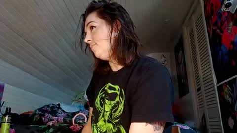 Snapshot of me_and_mrsjones chatting on December 2024 06:41:01 PM Judy with da booty online show from December 2024 06:41:01 PM