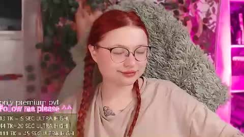 Snapshot of me_hanna chatting on June 2026 02:47:01 AM Hanna online show from June 2026 02:47:01 AM