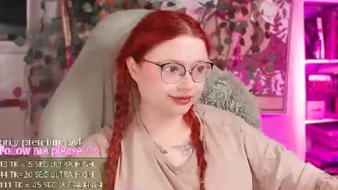 Snapshot of me_hanna chatting on June 2026 03:31:01 AM Hanna online show from June 2026 03:31:01 AM