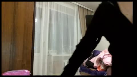 meadoweyes_ online show from December 2025 06:27:02 PM