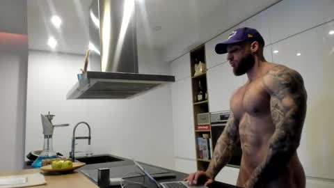 Snapshot of mealphamale chatting on February 2026 02:21:02 PM Alpha Male online show from February 2026 02:21:02 PM