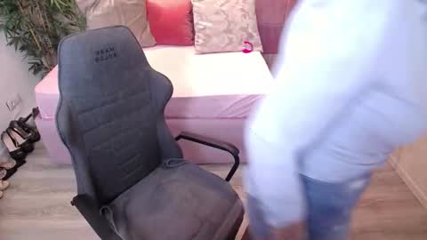 Snapshot of meamandax chatting on February 2026 07:23:02 AM meamandax online show from February 2026 07:23:02 AM