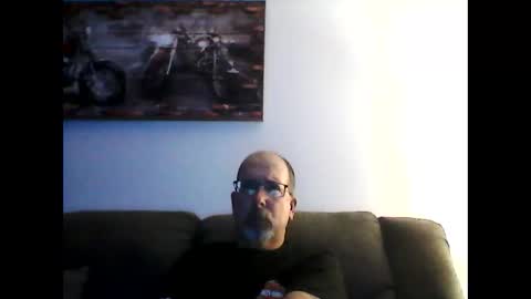 Snapshot of meathome3 chatting on January 2025 03:50:02 AM me at home online show from January 2025 03:50:02 AM