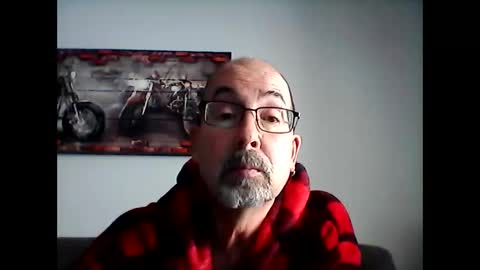 Snapshot of meathome3 chatting on February 2025 04:18:01 PM me at home online show from February 2025 04:18:01 PM