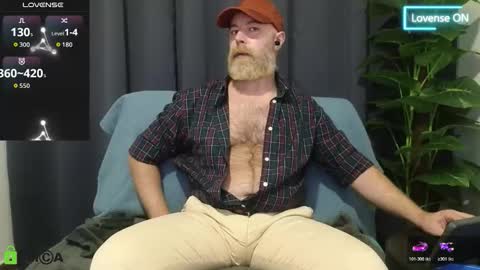 Meaty Roll online show from October 2025 06:03:02 PM