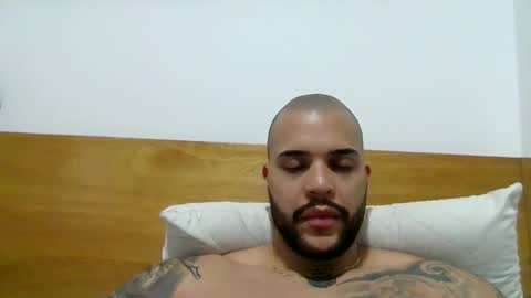 Snapshot of medellindrak chatting on March 2025 02:04:01 AM filippoae online show from March 2025 02:04:01 AM