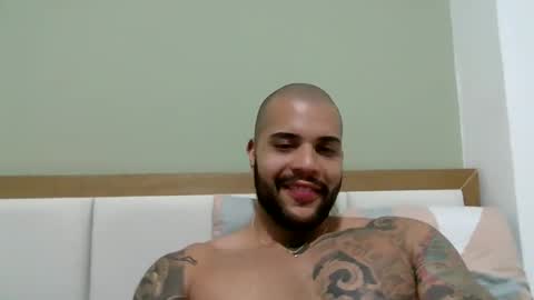 Snapshot of medellindrak chatting on October 2025 11:35:02 PM filippoae online show from October 2025 11:35:02 PM