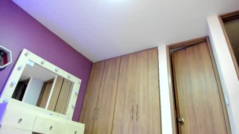 medelyn  Instagram mady evans13 online show from November 2025 10:32:02 PM