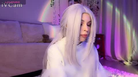 Nicole online show from April 2026 05:39:01 PM