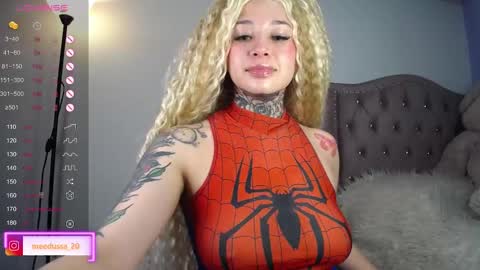 Johana  online show from December 2024 12:00:02 PM