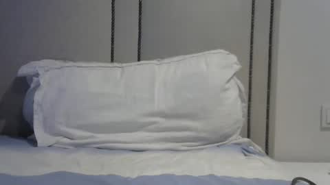 medusalady online show from December 2024 02:19:02 PM