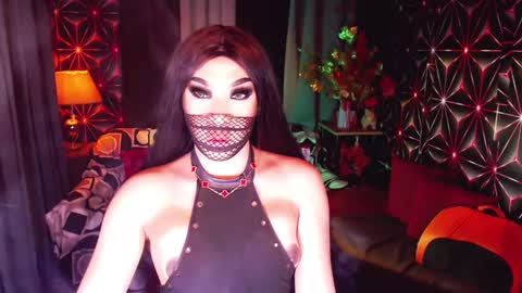 Snapshot of medusaprey chatting on March 2025 06:45:01 PM THE QUEEN ALPHA Queen Medusa Prey online show from March 2025 06:45:01 PM