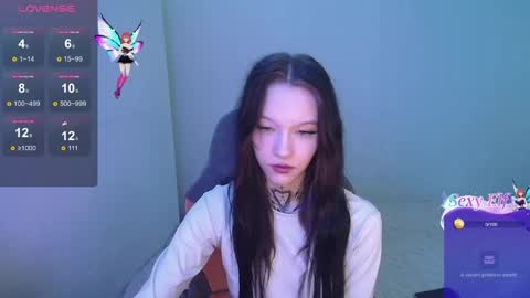 Snapshot of mefwhore chatting on January 2025 10:43:01 PM mefwhOre online show from January 2025 10:43:01 PM