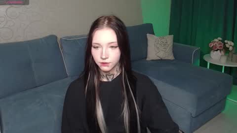 mefwhOre online show from December 2025 03:18:02 PM