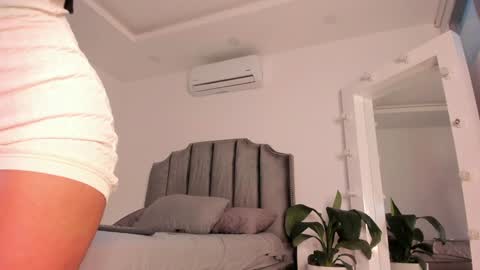 Snapshot of megan__88 chatting on February 2025 11:00:01 PM megan online show from February 2025 11:00:01 PM