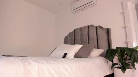 Snapshot of megan__88 chatting on March 2025 01:31:02 AM megan online show from March 2025 01:31:02 AM