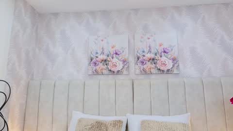 Carolina Paez online show from March 2026 12:11:01 PM