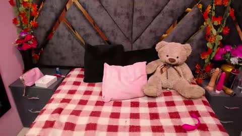 megan_latinn online show from January 2026 04:07:02 AM