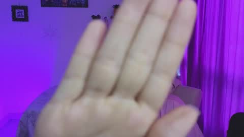 Snapshot of megan_ricci chatting on March 2025 02:32:01 PM Laura online show from March 2025 02:32:01 PM