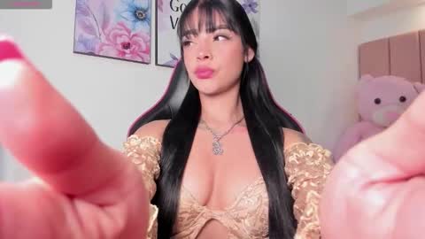 Snapshot of megan_sofiaa_ chatting on February 2026 12:00:01 PM Megan online show from February 2026 12:00:01 PM