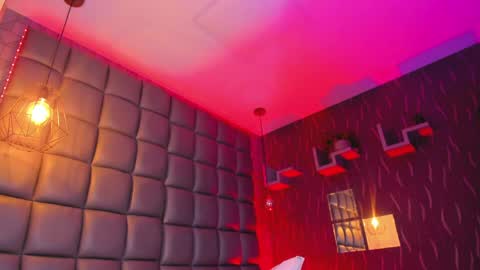 Megan online show from April 2026 08:15:02 PM