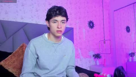 meganandtayler online show from November 2025 11:56:02 AM