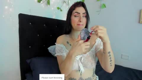 Snapshot of meganhofman chatting on June 2026 05:58:02 PM Megan Hofman online show from June 2026 05:58:02 PM