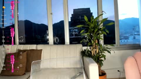 Snapshot of megann__sweet chatting on January 2025 11:03:01 AM Mara online show from January 2025 11:03:01 AM