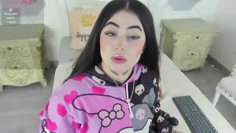 Megan online show from November 2025 11:52:02 AM