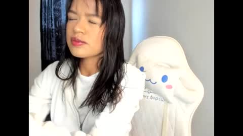 Snapshot of meganthompsonn chatting on June 2026 12:20:02 PM Megan online show from June 2026 12:20:02 PM