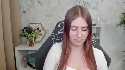 Snapshot of meganx_candy chatting on February 2025 06:20:01 PM Megan online show from February 2025 06:20:01 PM