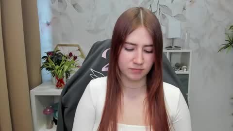 Snapshot of meganx_candy chatting on February 2025 07:01:02 AM Megan online show from February 2025 07:01:02 AM