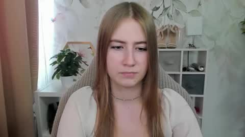 Snapshot of meganx_candy chatting on September 2025 12:19:01 PM Megan online show from September 2025 12:19:01 PM