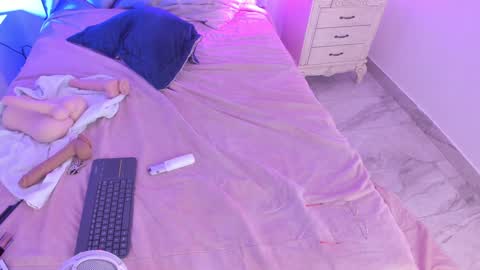 Snapshot of megaraowen_ chatting on January 2025 07:38:01 AM M E G A R A online show from January 2025 07:38:01 AM