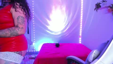 Snapshot of meggan_millerr chatting on October 2025 11:24:02 PM   online show from October 2025 11:24:02 PM