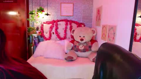 Meghan online show from December 2025 03:12:01 AM