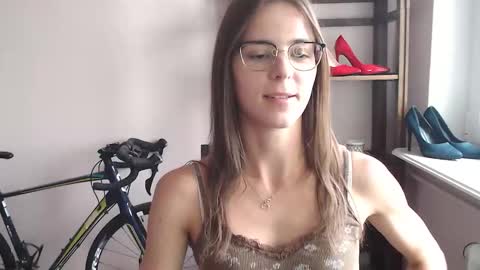 Megi online show from March 2026 08:14:02 AM