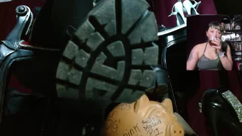 Snapshot of megoddessara chatting on May 2026 12:37:01 AM Goddess Sara online show from May 2026 12:37:01 AM
