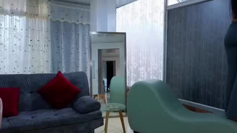 Mei online show from February 2025 07:53:01 PM