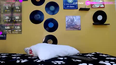 Snapshot of meisevil77 chatting on July 2026 02:39:01 AM MEIS online show from July 2026 02:39:01 AM