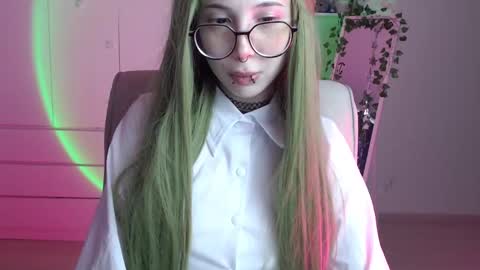 Snapshot of meitenshi chatting on March 2025 05:57:01 AM mori3 online show from March 2025 05:57:01 AM