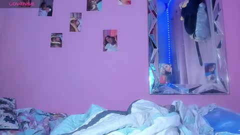 Snapshot of mejialuisa0142 chatting on February 2025 05:45:01 AM Luisa online show from February 2025 05:45:01 AM