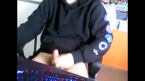 Snapshot of meks5544 chatting on February 2025 11:10:02 AM meks5544 online show from February 2025 11:10:02 AM